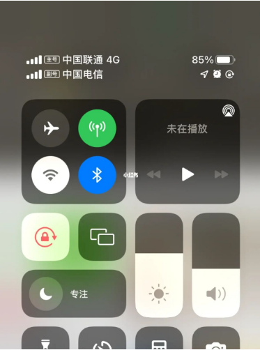 武陵源苹果手机维修分享iPhone双卡信号解决办法 